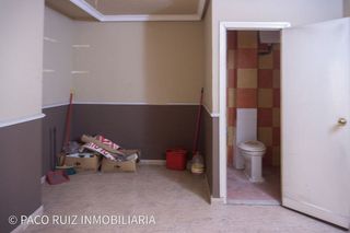 Local comercial en alquiler en Barrio Alto - San Félix - Oliveros - Altamira en Almería