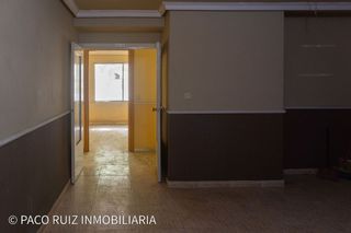 Local comercial en alquiler en Barrio Alto - San Félix - Oliveros - Altamira en Almería