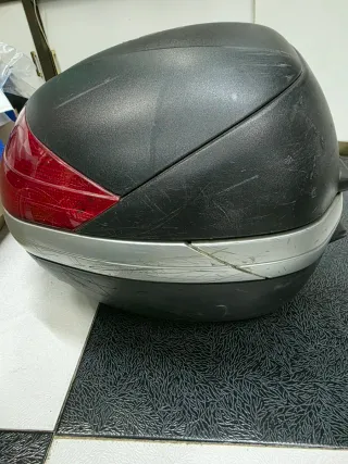 Baúl Moto Givi V46 Monokey