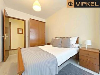 Casa adosada en venta en Melide