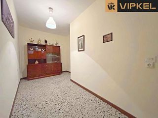 Casa adosada en venta en Melide