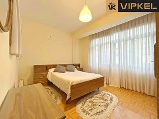 Casa adosada en venta en Melide