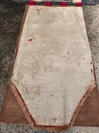 Estandarte antiguo bordado