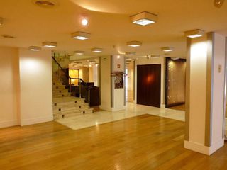 Local comercial en alquiler en Ensanche en Pamplona