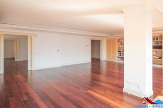 Dúplex en alquiler en Nueva España en Madrid