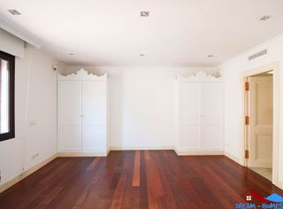 Dúplex en alquiler en Nueva España en Madrid