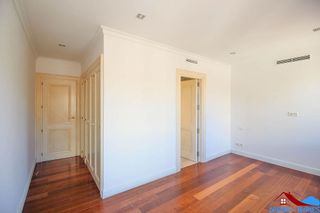 Dúplex en alquiler en Nueva España en Madrid