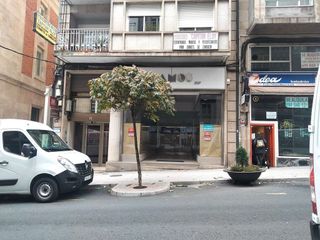 Local comercial en alquiler en Centro en Ourense