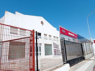 Nave industrial en alquiler en Zona de la Vega en Antequera