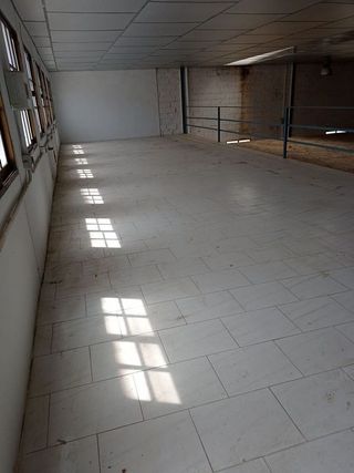 Nave industrial en alquiler en Zona de la Vega en Antequera