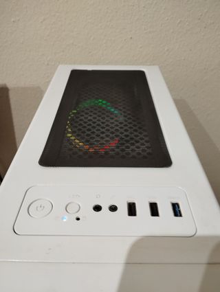 PC gaming Ryzen 3 1200 12GB Nvidia GTX 960 SSD+HD