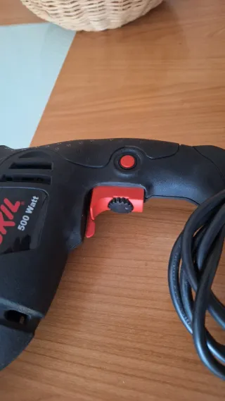 Taladro Skil 500W poco uso