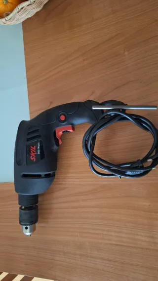 Taladro Skil 500W poco uso