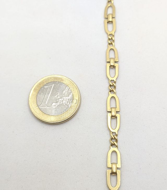 Pulsera Diseño de oro de 18k, 9.99 g, 19.5 cm.