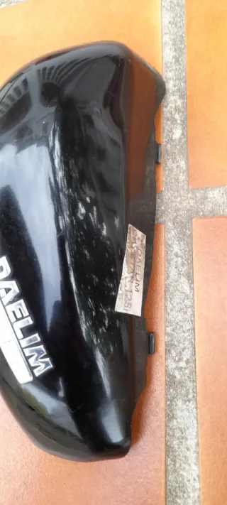 Tapas laterales Daelim Daystar