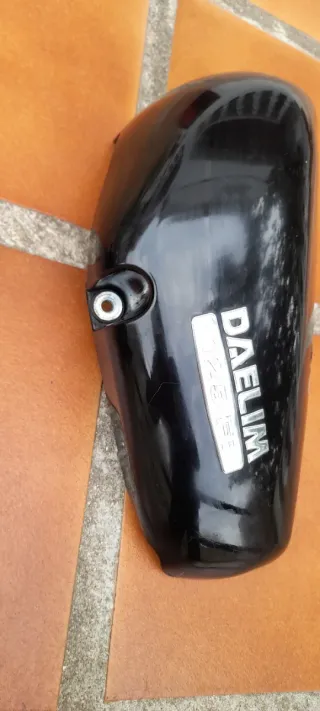 Tapas laterales Daelim Daystar