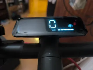 Patinete Eléctrico V25i Pro DGT 2024