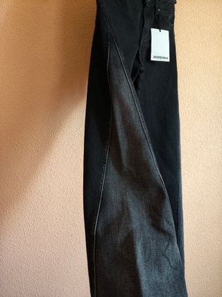Pantalón Bershka negro/gris