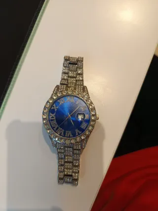 Orologio di Lusso con Cristalli e Quadrante Blu