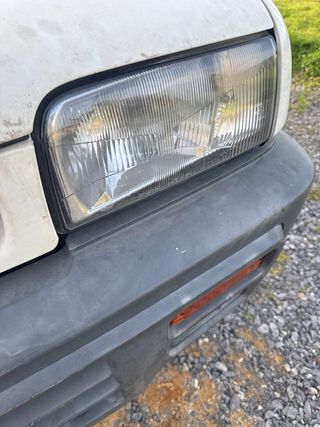 Faro Izquierdo Nissan Terrano Maverick