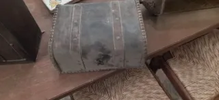 2 Cofres de Madera y Metal