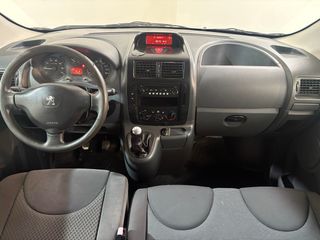 Peugeot Expert 2014