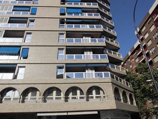 Oficina en venta en La Granja en Zaragoza