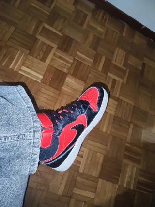 Nike Court Borough Mid 2 Rojo/Negro