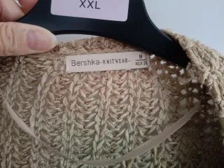 Rebeca larga Bershka beige Talla M