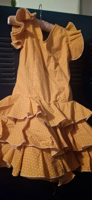 Traje de flamenca niña amarillo talla 6 y 10