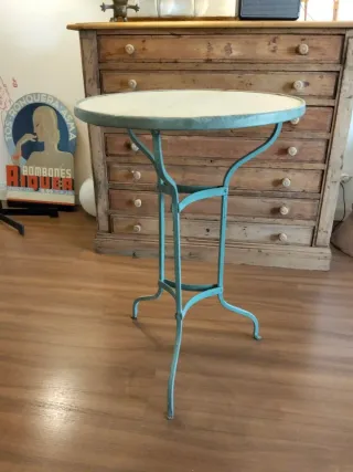 Mesa bar antigua mármol y metal