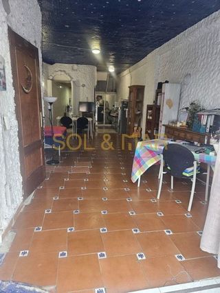 Local comercial en venta en Montemar en Torremolinos