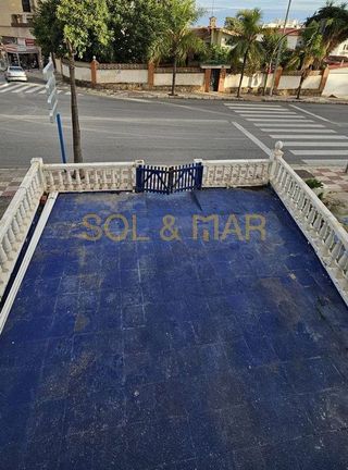 Local comercial en venta en Montemar en Torremolinos