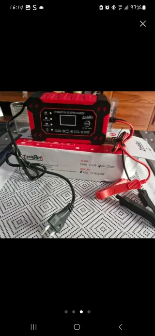 Cargador Baterías Coche Moto 12V JINNUOYI 6A