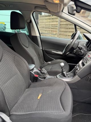 Peugeot 308 2011 1.6 hdi 112cv homologado 7 plazas