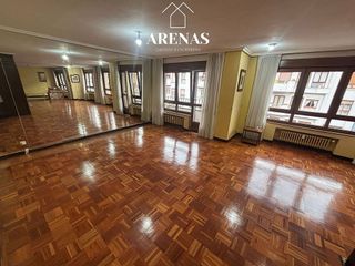 Piso en venta en Centro en Avilés