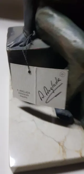 Figura de pareja sentada