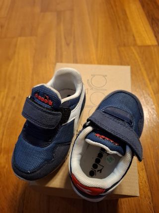 Scarpe bimbo Diadora blu taglia 21