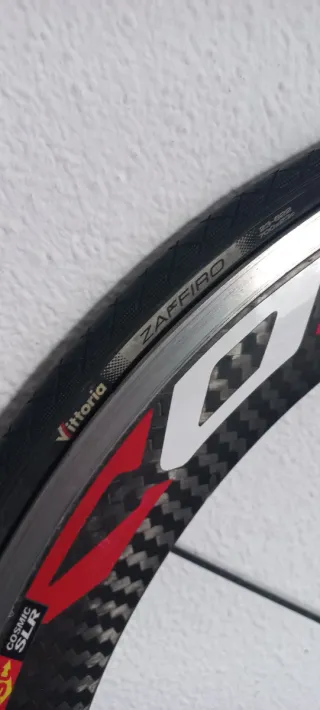 Rueda Delantera Mavic Cosmic Carbon