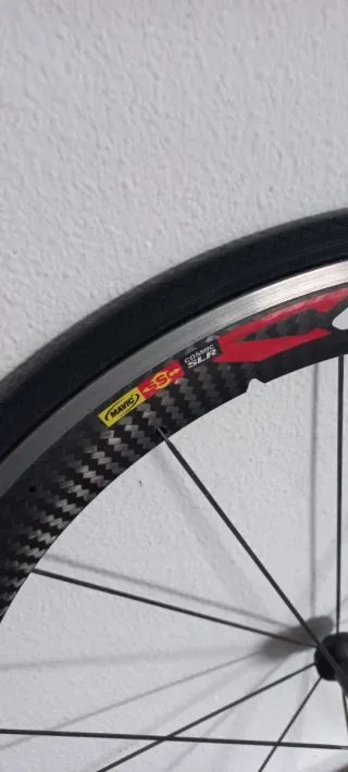 Rueda Delantera Mavic Cosmic Carbon