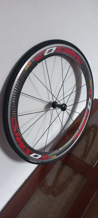 Rueda Delantera Mavic Cosmic Carbon