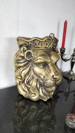 Macetero Cabeza Rey León Dorado