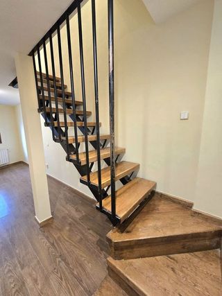 Dúplex en alquiler en Miraflores de la Sierra