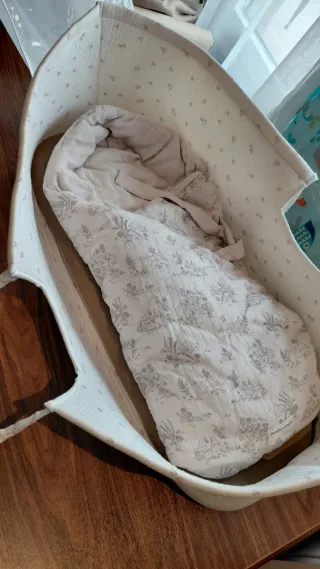 Funda universal para capazo de bebé