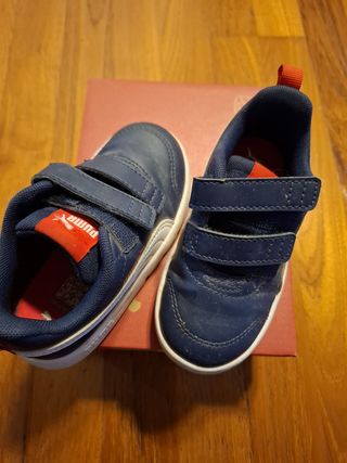 Scarpe Puma Bambino Blu con Velcro taglia 23