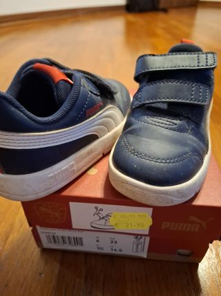 Scarpe Puma Bambino Blu con Velcro taglia 23