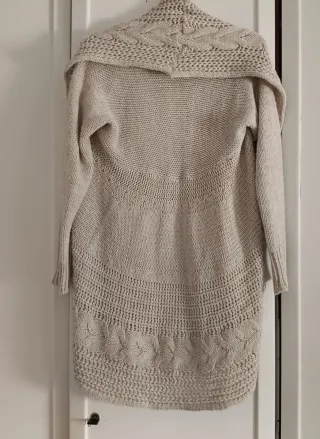 Rebeca larga tipo capa beige