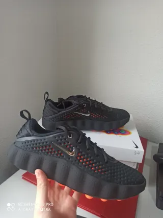 Nike Mind 002 Black Chrome (W)