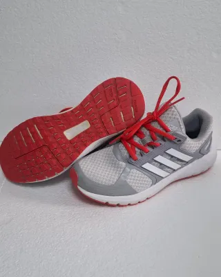 Zapatillas Adidas Running Gris y Rojo