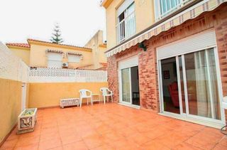 Casa adosada en venta en Zona Playa en Burriana